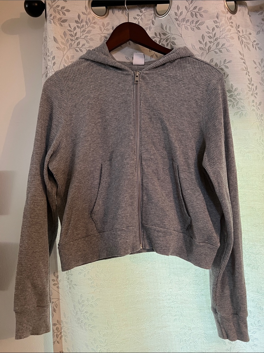 2/$30 Aritzia TNA waffle knit zip up hoodie